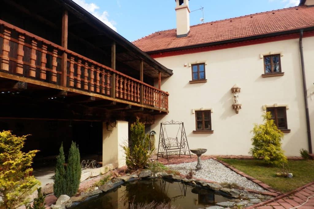 Zámeček Zdíky - Moderní malý apartmán Bujanov Exterior foto