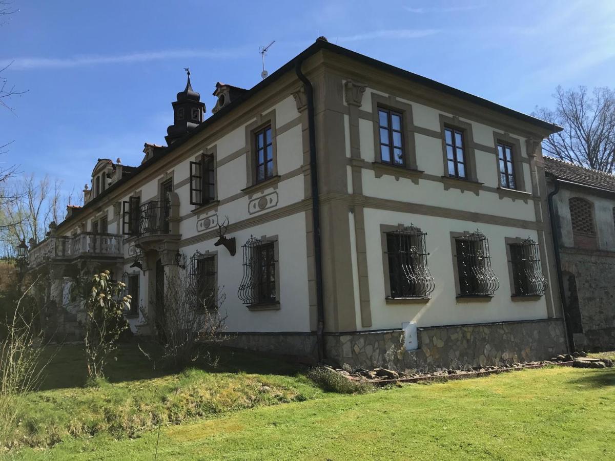 Zámeček Zdíky - Moderní malý apartmán Bujanov Exterior foto